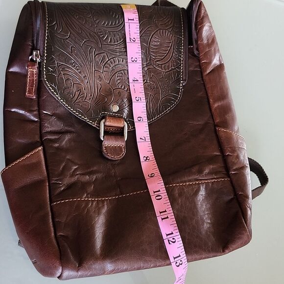 Jack Grorges Voyager Leather Convertible Bag - Picture 9 of 11